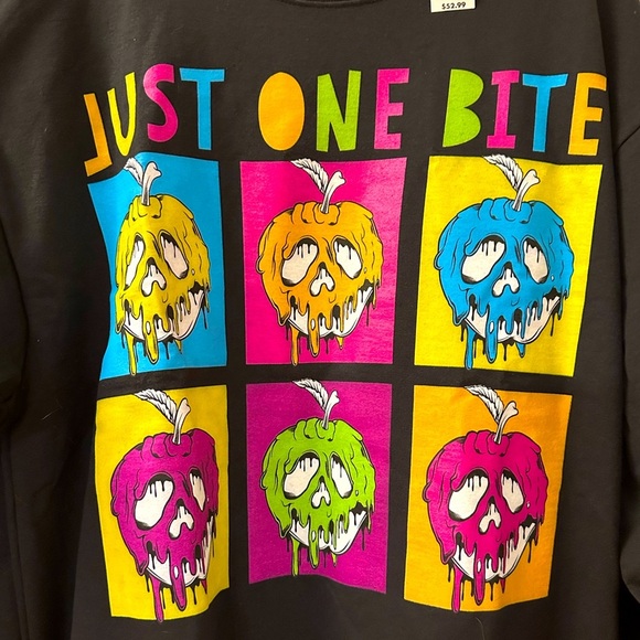 Men’s Disney Villain JUST ONE BITE Black Graphic Sweatshirt - Size L - NWT - Picture 3 of 6